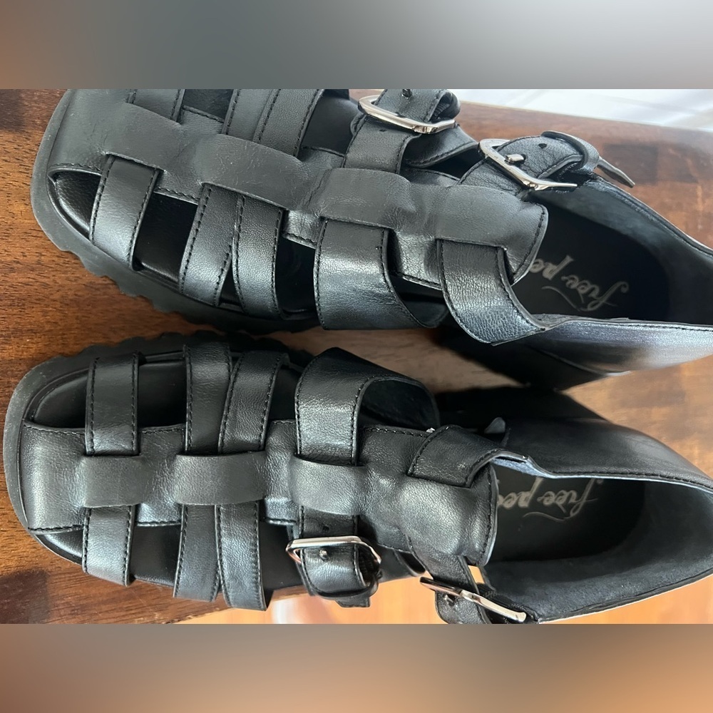 Free People Black Strappy Chunky Fisherman Sandals - Picture 5 of 14